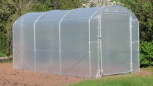 3 avantages d&rsquo;avoir une serre dans votre jardin